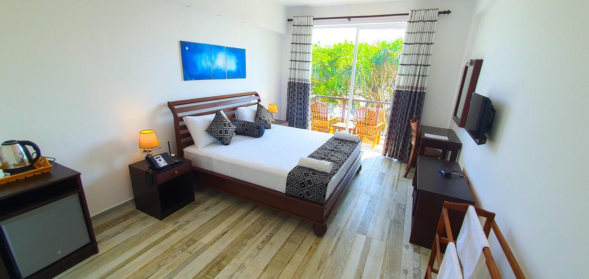 Ara Beach Resort Мирисса Экстерьер фото